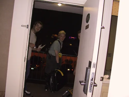 Photo 27 from DEF CON, 2001