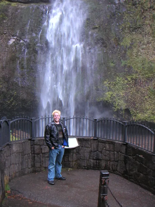 Photo 2 from Multnomah Falls, Oct 2006