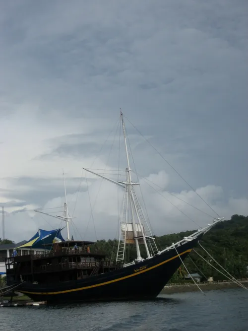 Photo 102 from Yap Village, Aug–Sep 2008